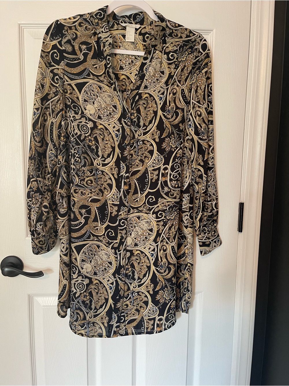 H&M Black & Gold Paisley Long-Sleeve Dress